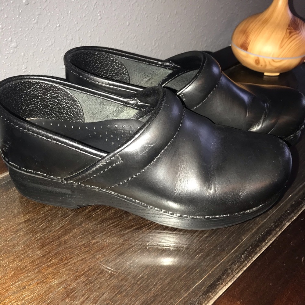 Black Dansko clogs